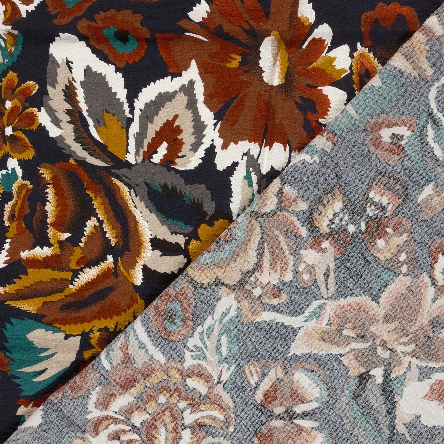 Vanaf week 28 Viscose Nylon Crepe stof bedrukt Bloemen Marine